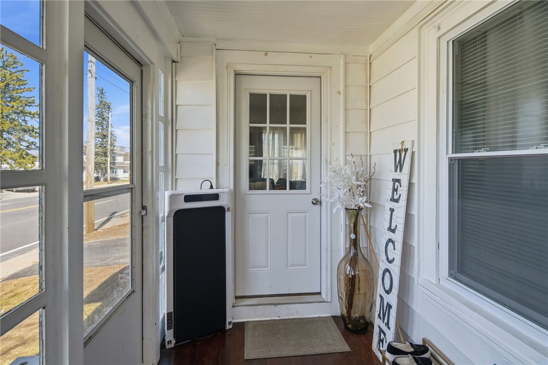 526 Post Road Warwick, RI 02888 - Photo 11 of 41