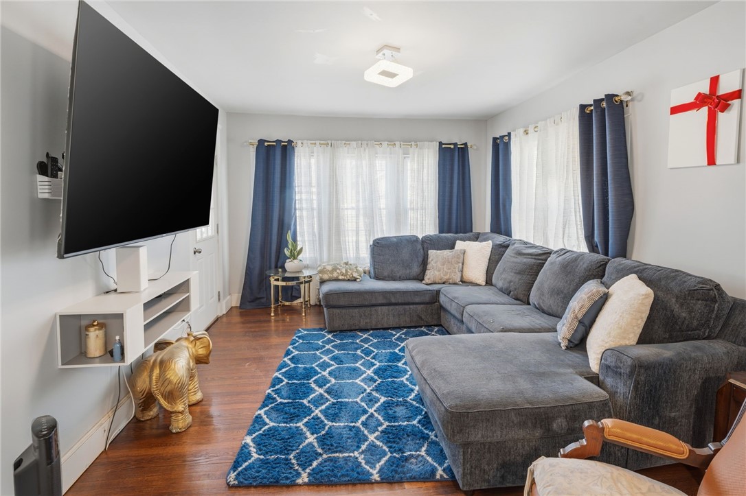 526 Post Road Warwick, RI 02888 - Photo 13 of 41