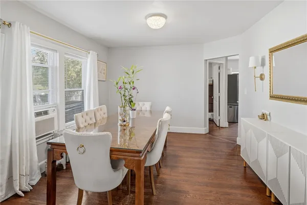 $399,000 | 526 Post Road, Warwick, RI 02888