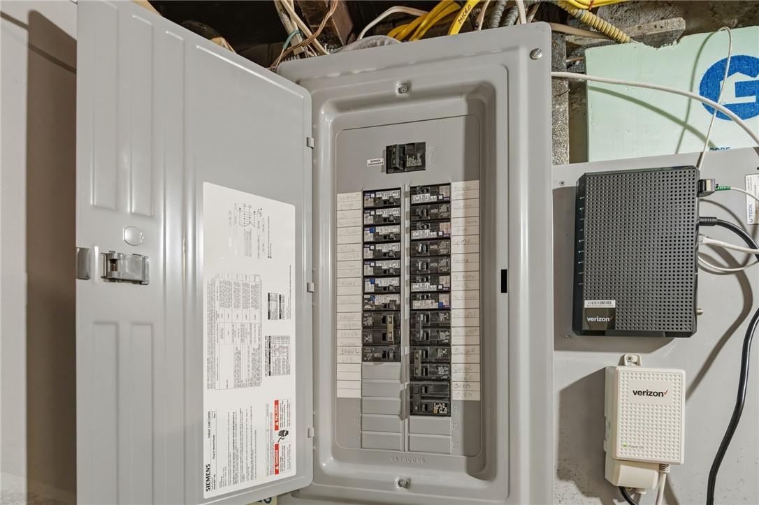 526 Post Road Warwick, RI 02888 - Photo 38 of 41