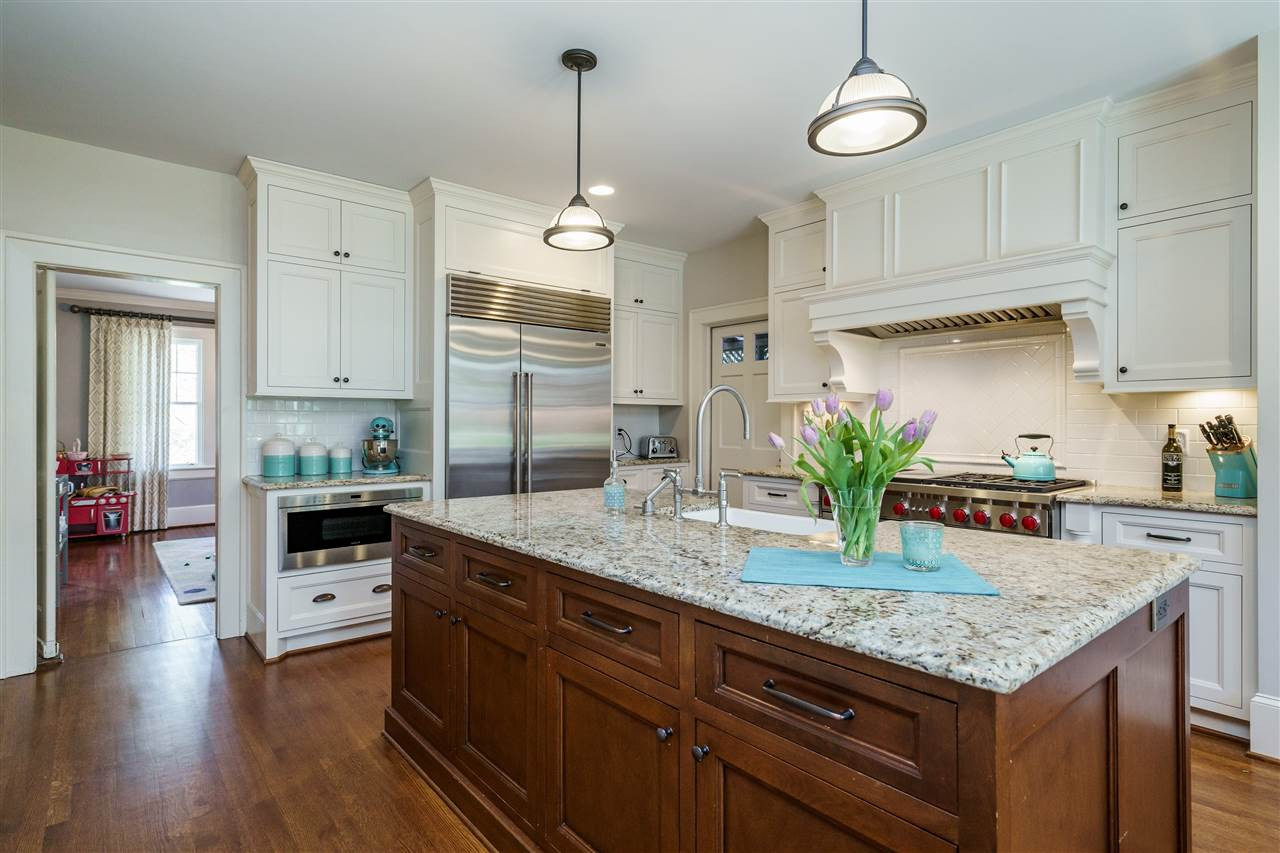 908 Cowper Drive Raleigh, NC 27608 - Photo 9 of 30 Photo 9