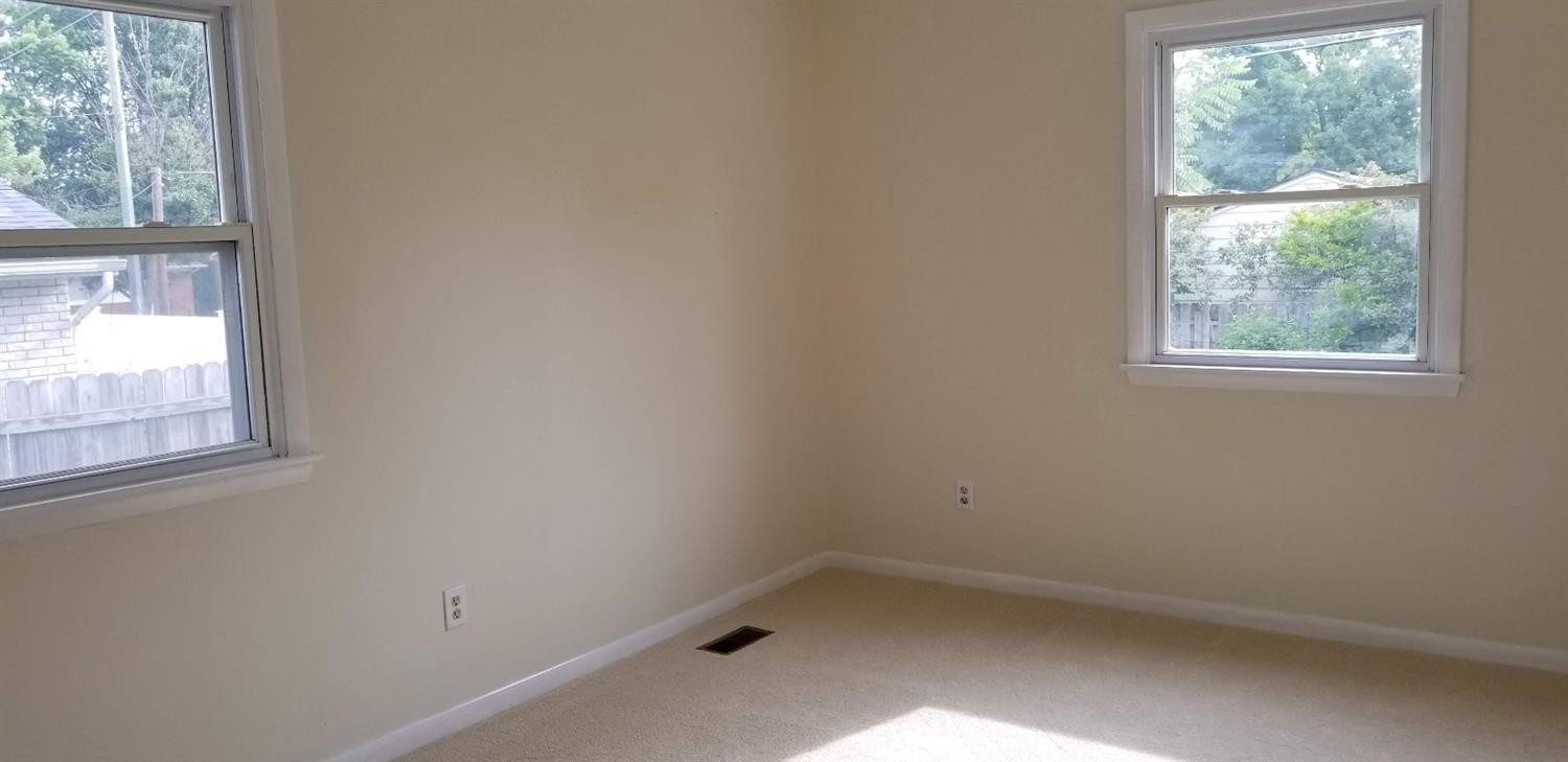 524 Mills Road Saline, MI 48176 - Photo 8 of 10 Photo 8
