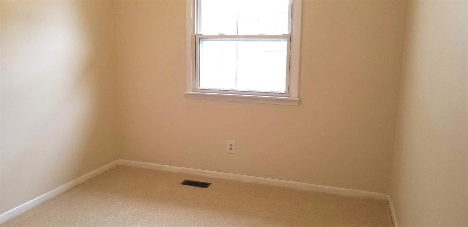 524 Mills Road Saline, MI 48176 - Photo 9 of 10 Photo 9