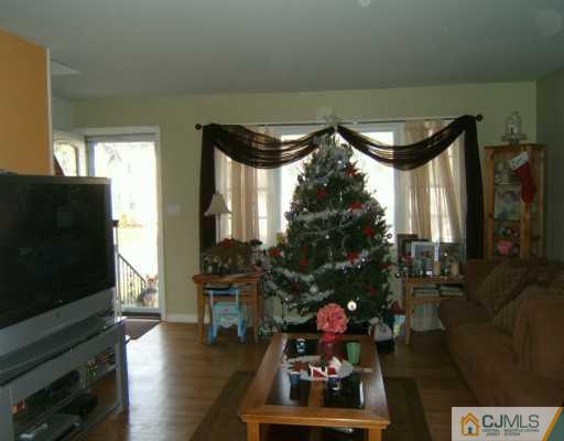 529-33 Parkside Road Union County, NJ 07060 - Photo 3 of 8 Gallery Image 3
