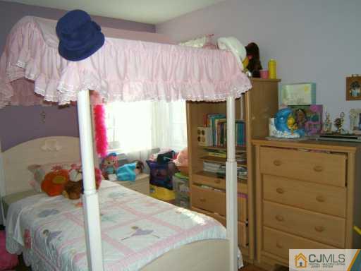 529-33 Parkside Road Union County, NJ 07060 - Photo 8 of 8 Gallery Image 8