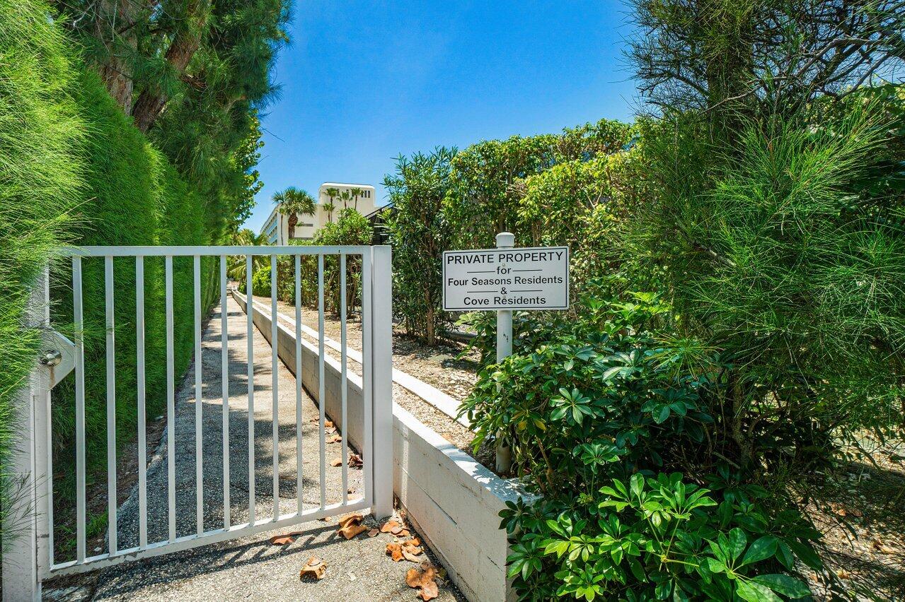 2784 South Ocean Boulevard, Unit 403S Palm Beach, FL 33480 - Photo 26 of 33 043-2784SouthOceanBoulevard-403S-PalmBea