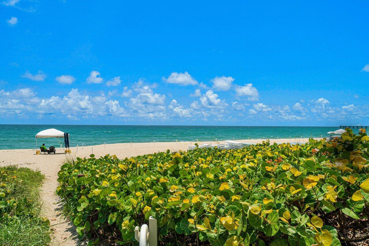 2784 South Ocean Boulevard, Unit 403S Palm Beach, FL 33480 - Photo 27 of 33 044-2784SouthOceanBoulevard-403S-PalmBea