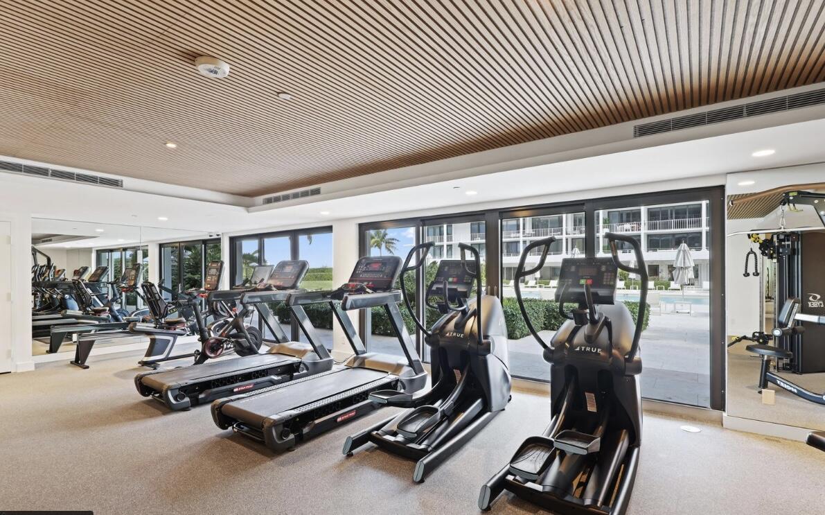 2784 South Ocean Boulevard, Unit 403S Palm Beach, FL 33480 - Photo 28 of 33 IMG_4045