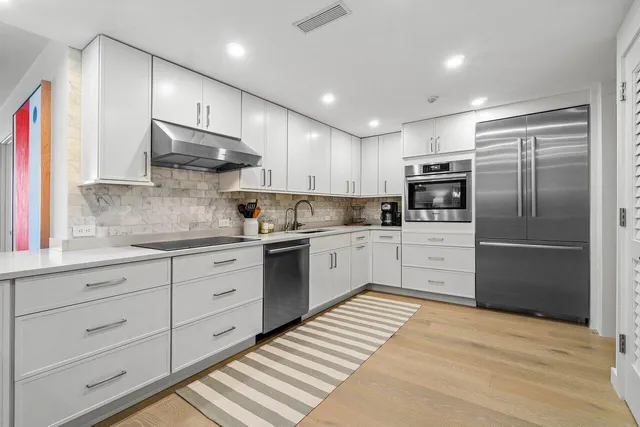 $2,250,000 | 2784 South Ocean Boulevard, Unit 403S, Palm Beach, FL 33480