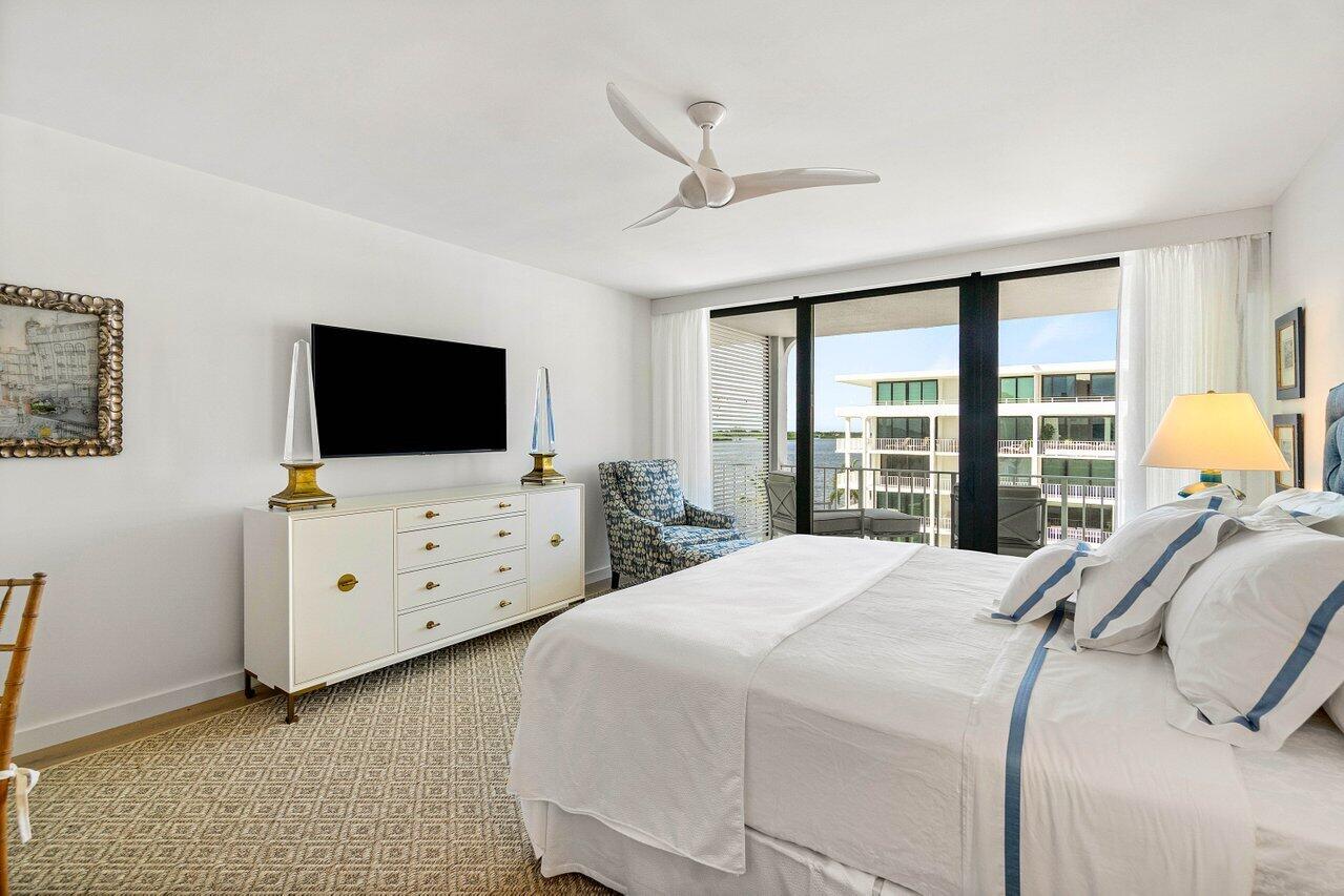 2784 South Ocean Boulevard, Unit 403S Palm Beach, FL 33480 - Photo 9 of 33 012-2784SouthOceanBoulevard-403S-PalmBea