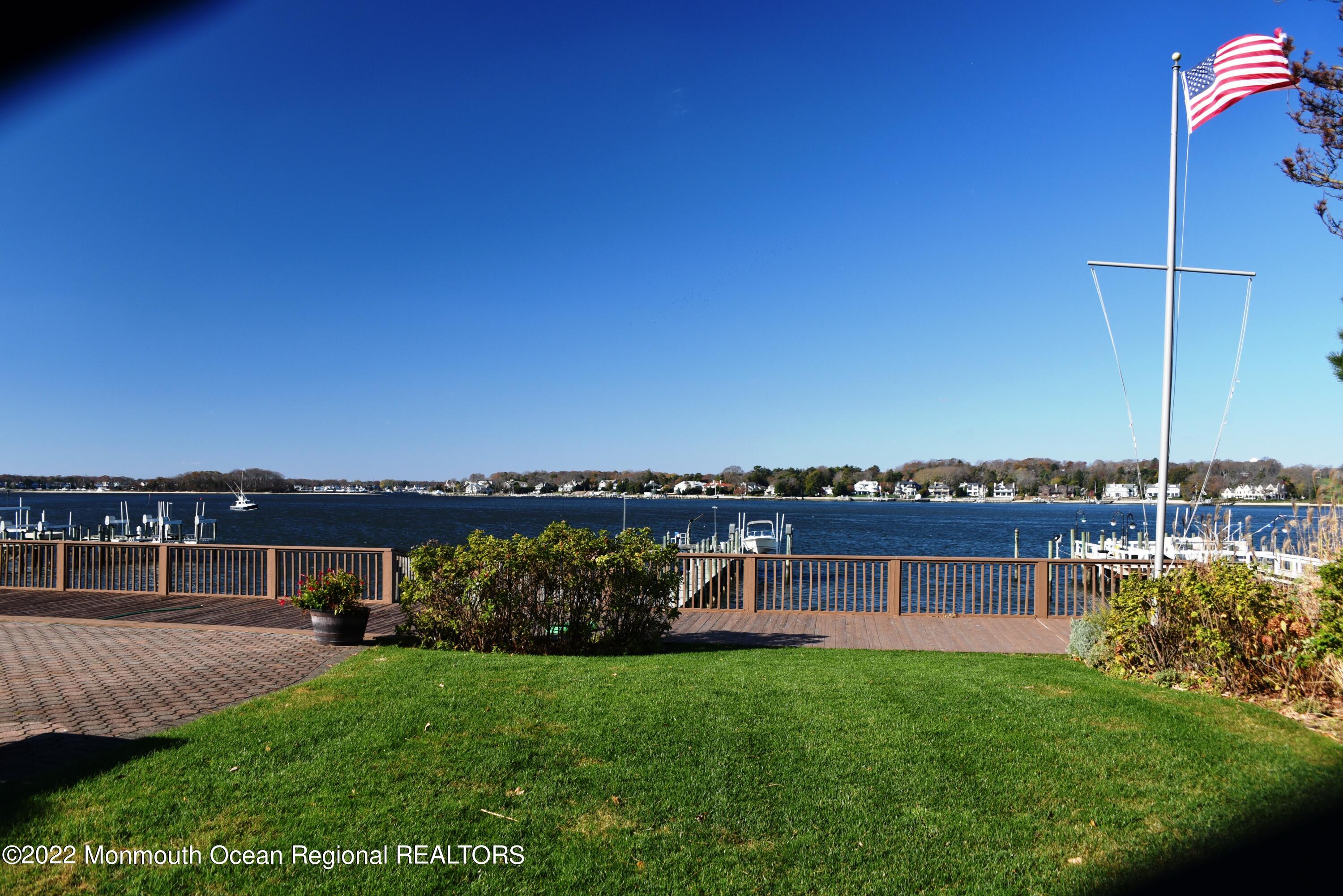 309 Lincoln Avenue, Unit WEEKLY Point Pleasant Beach, NJ 08742 - Photo 13 of 36 008