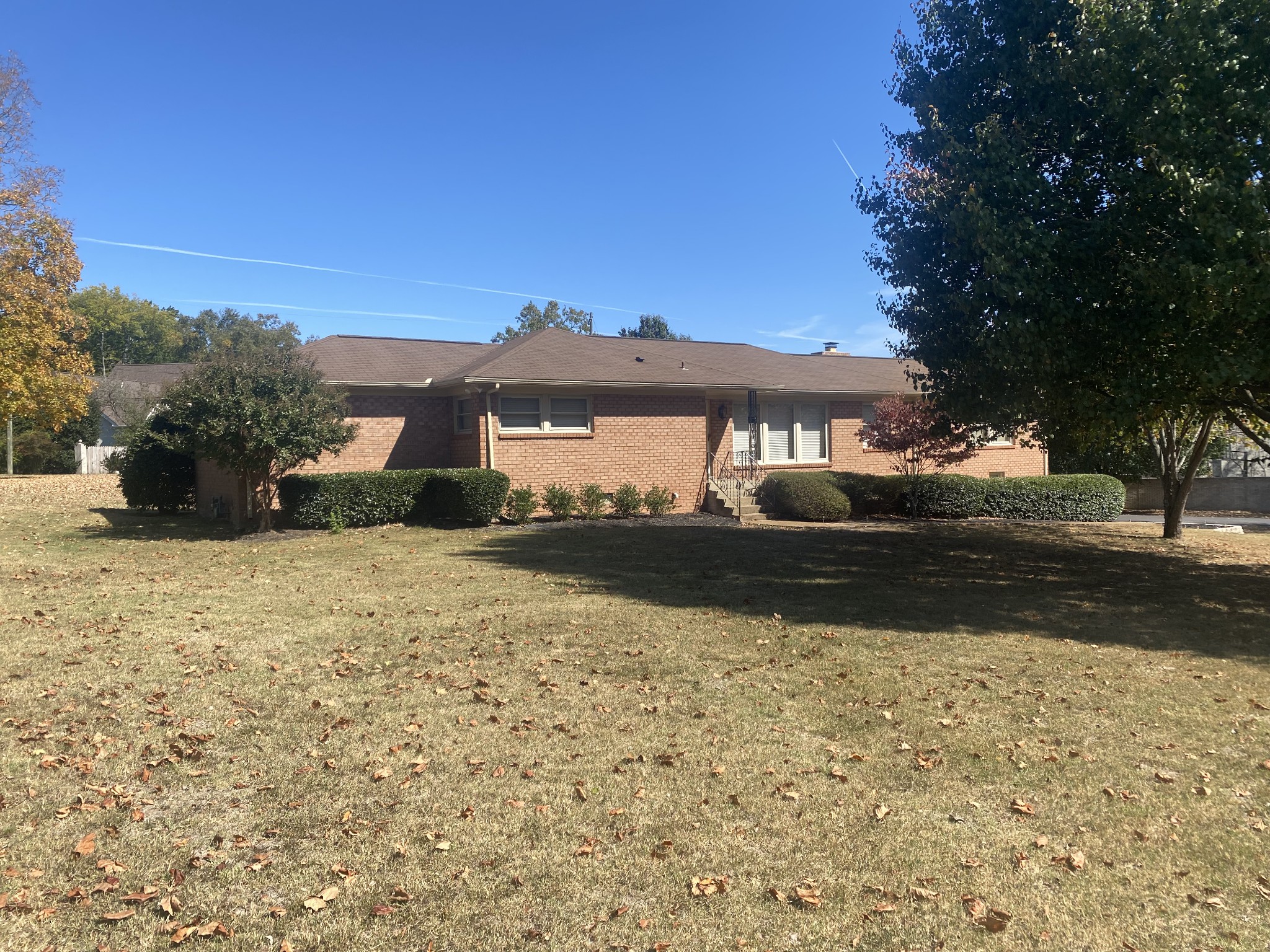 6046 Cargile Road Nashville, TN 37205 - Photo 5 of 24 a front view of a house with a yard
