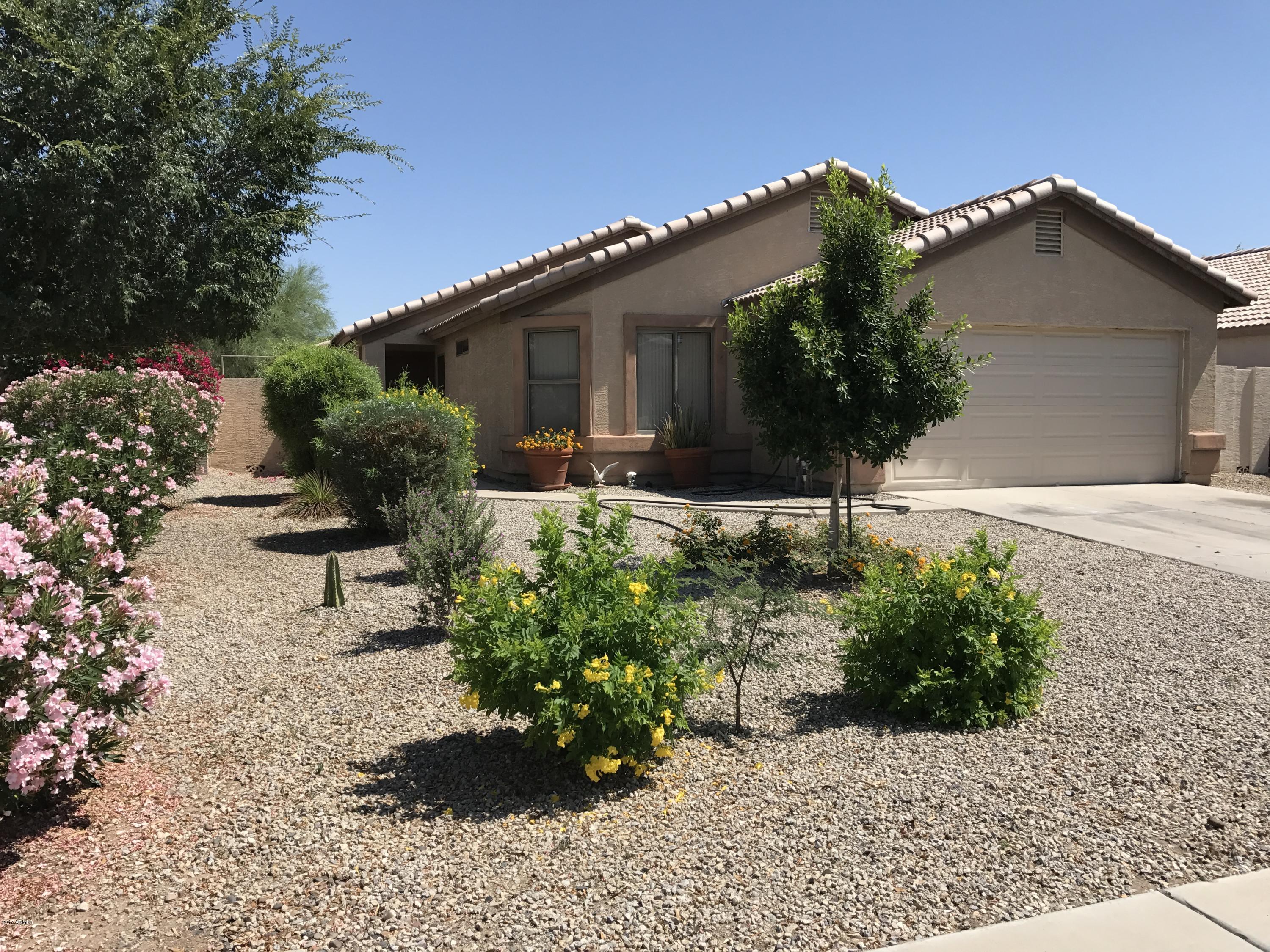 2214 West Vineyard Road Phoenix, AZ 85041 - Photo 2 of 19 IMG_1427