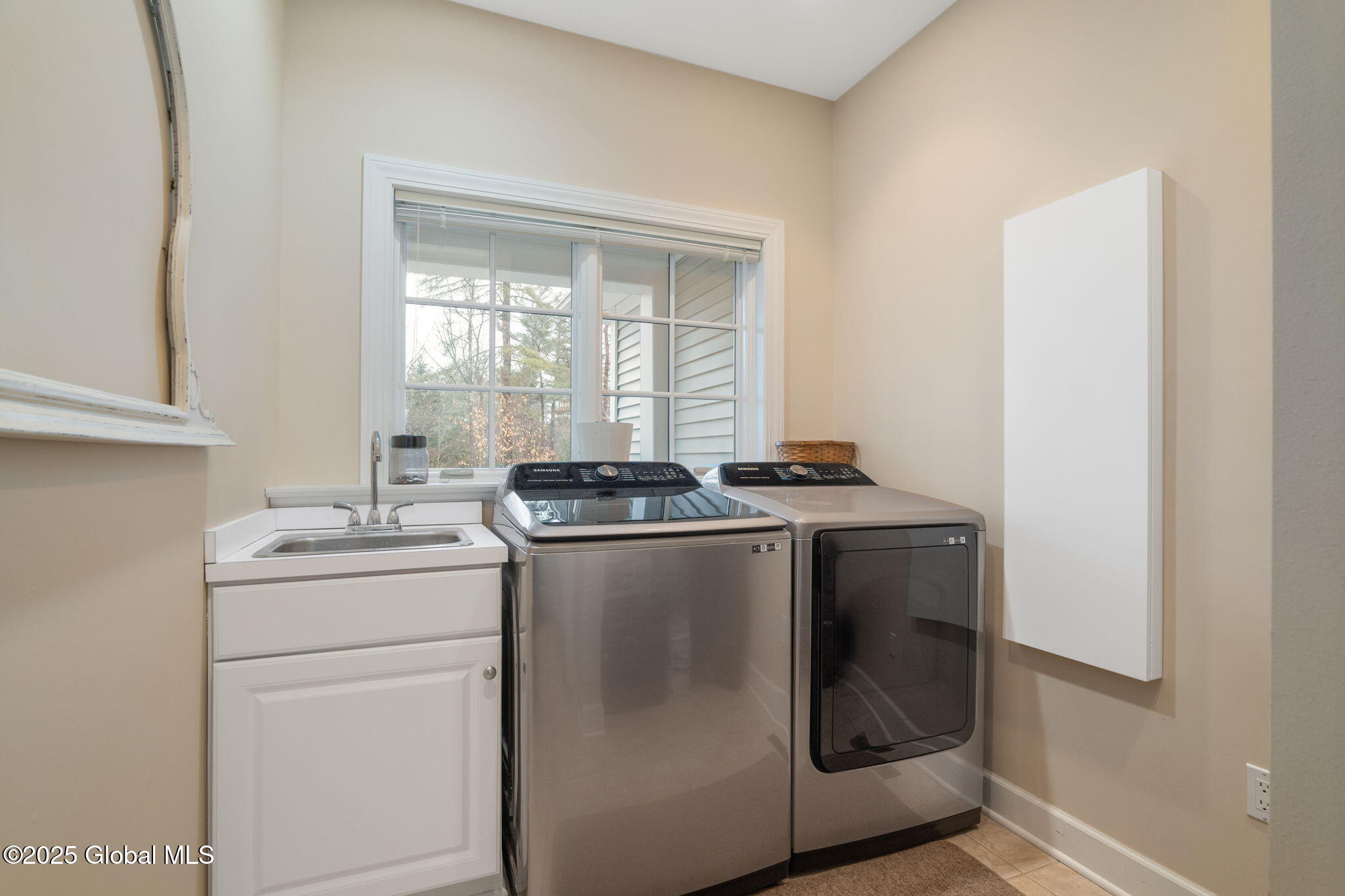 231 Potter Road Moreau, NY 12831 - Photo 30 of 44 Laundry Room