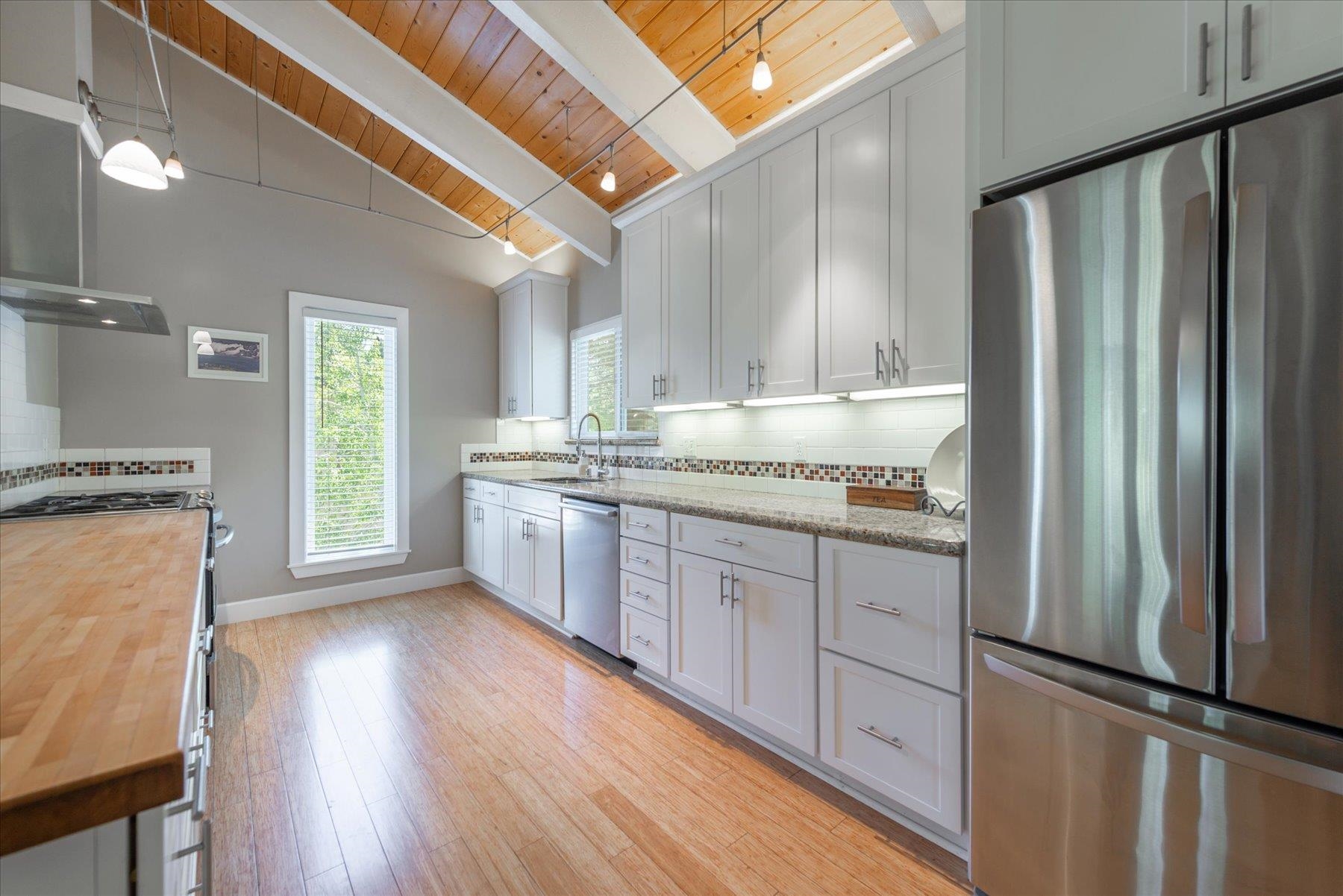10240 Pine Cone Road Truckee, CA 96161 - Photo 15 of 28