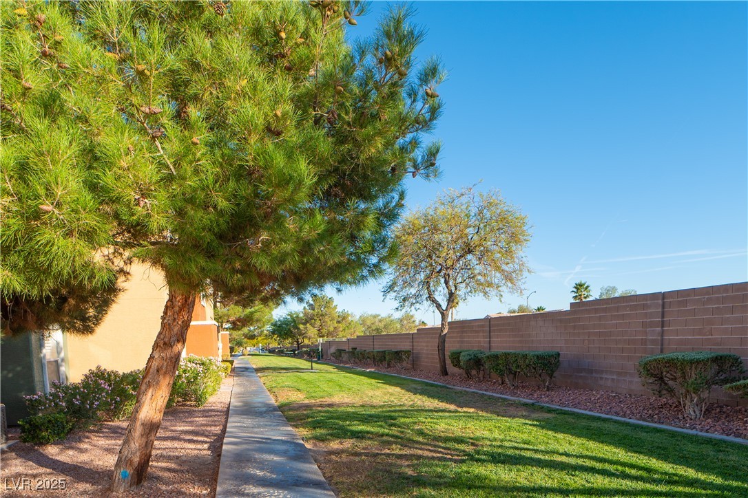 8101 West Flamingo Road, Unit 1057 Las Vegas, NV 89147 - Photo 31 of 38 View of yard