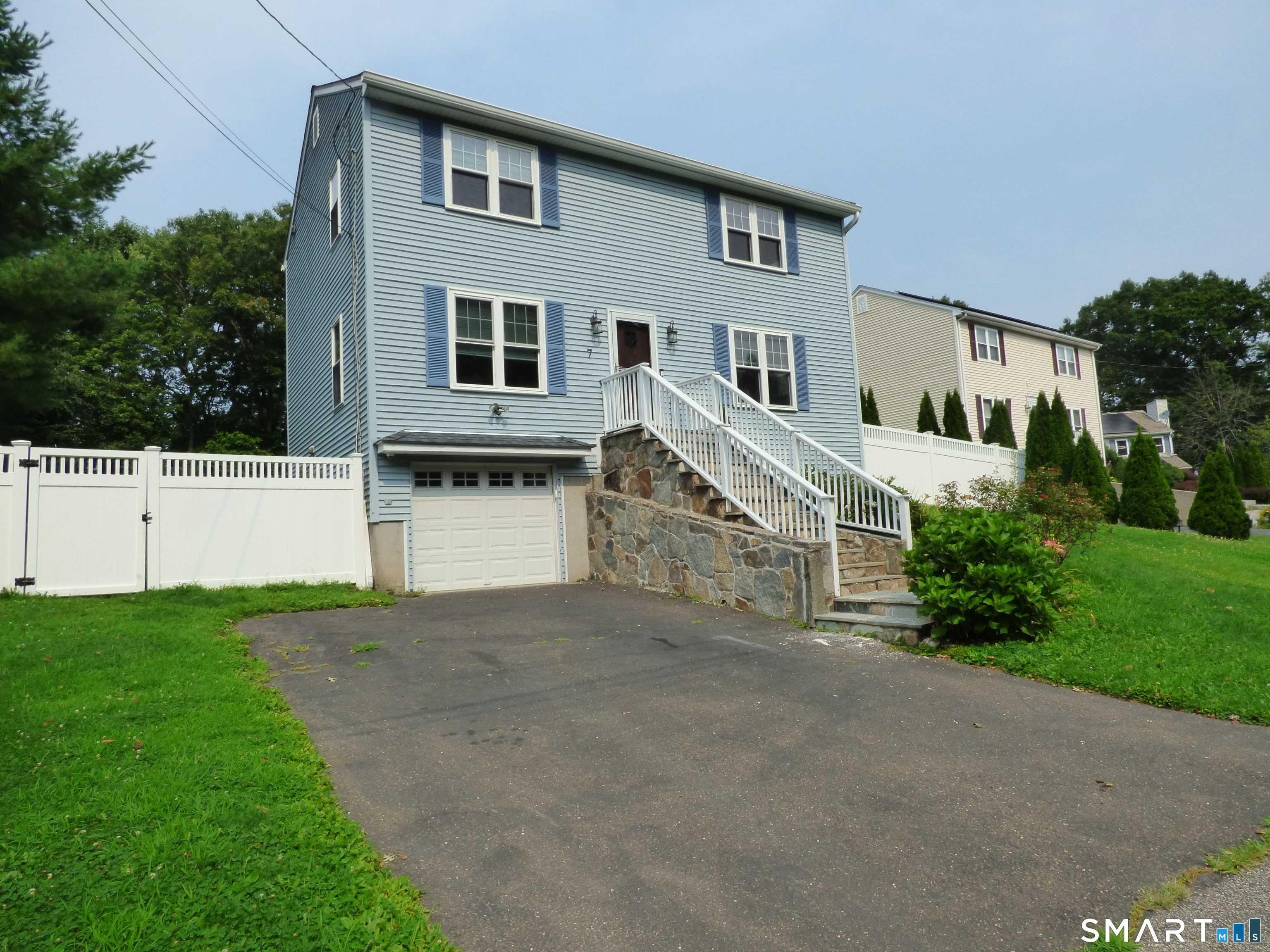 7 Ridge Lane Shelton, CT 06484 - Photo 1 of 26 Gallery Image 1