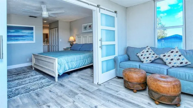 $6,500 | 1255 East Peppertree Drive, Unit 305, Sarasota, FL 34242