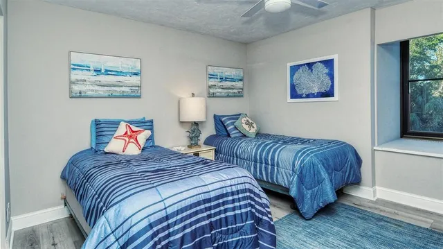 $6,500 | 1255 East Peppertree Drive, Unit 305, Sarasota, FL 34242