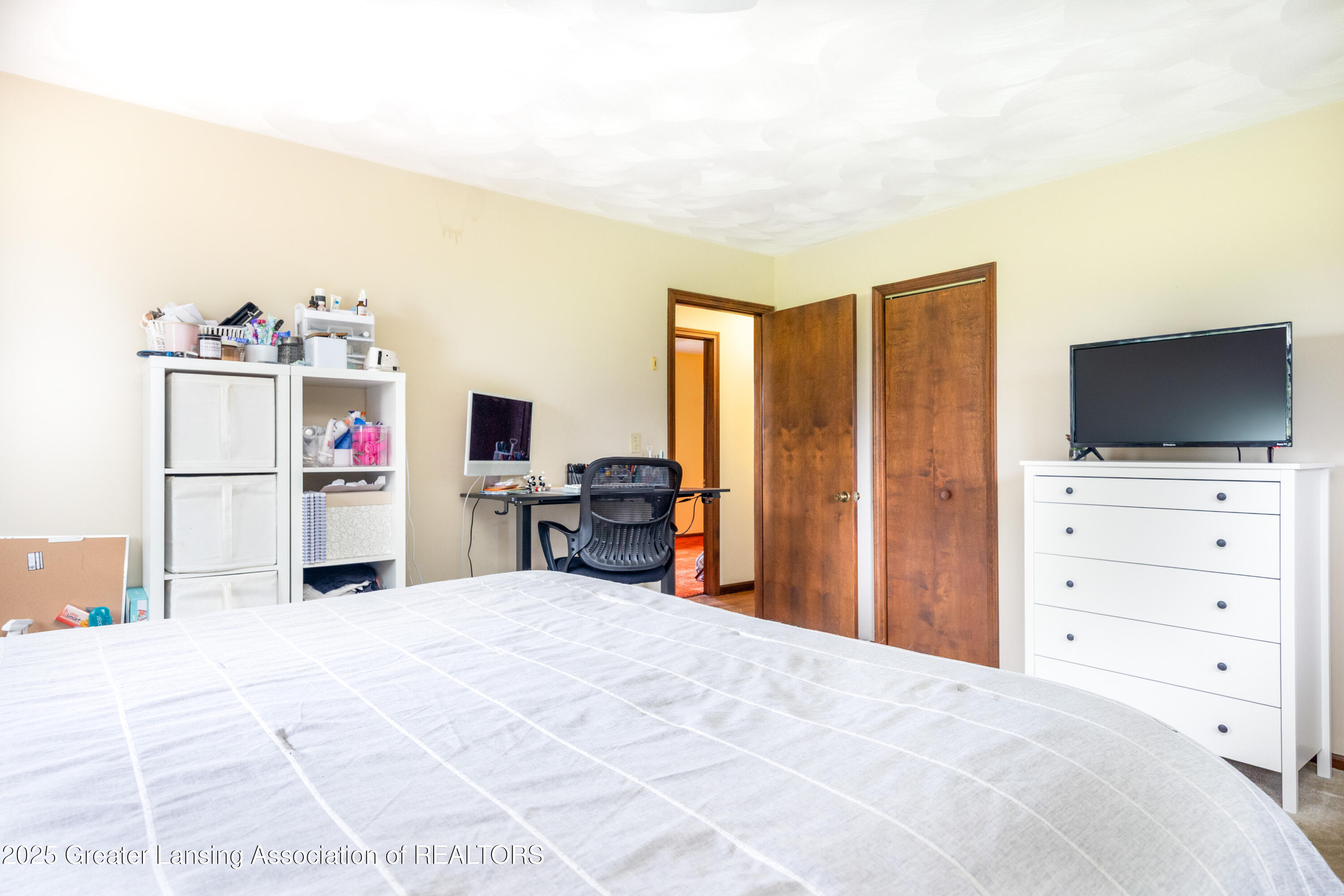 13749 Tallman Road Grand Ledge, MI 48837 - Photo 26 of 38 Primary Bedroom