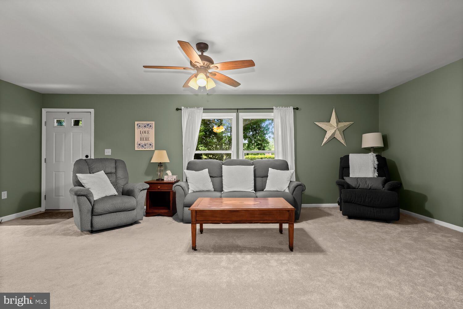 3329 Forge Hill Road Street, MD 21154 - Photo 21 of 85 Living Room