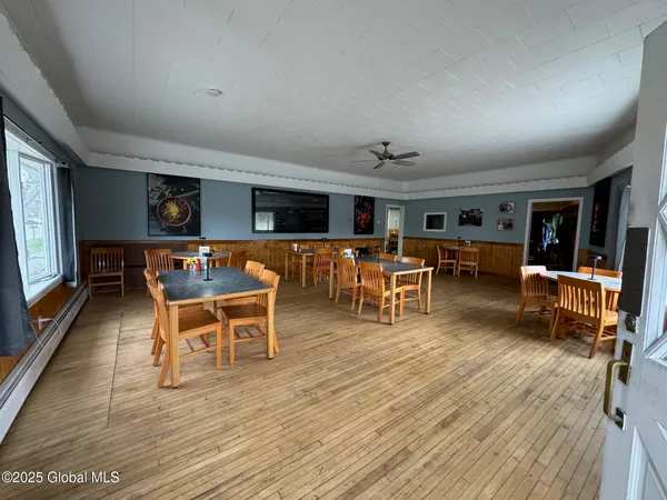 $389,500 | 219 North Main Street, Salem, NY 12865