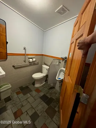 $389,500 | 219 North Main Street, Salem, NY 12865