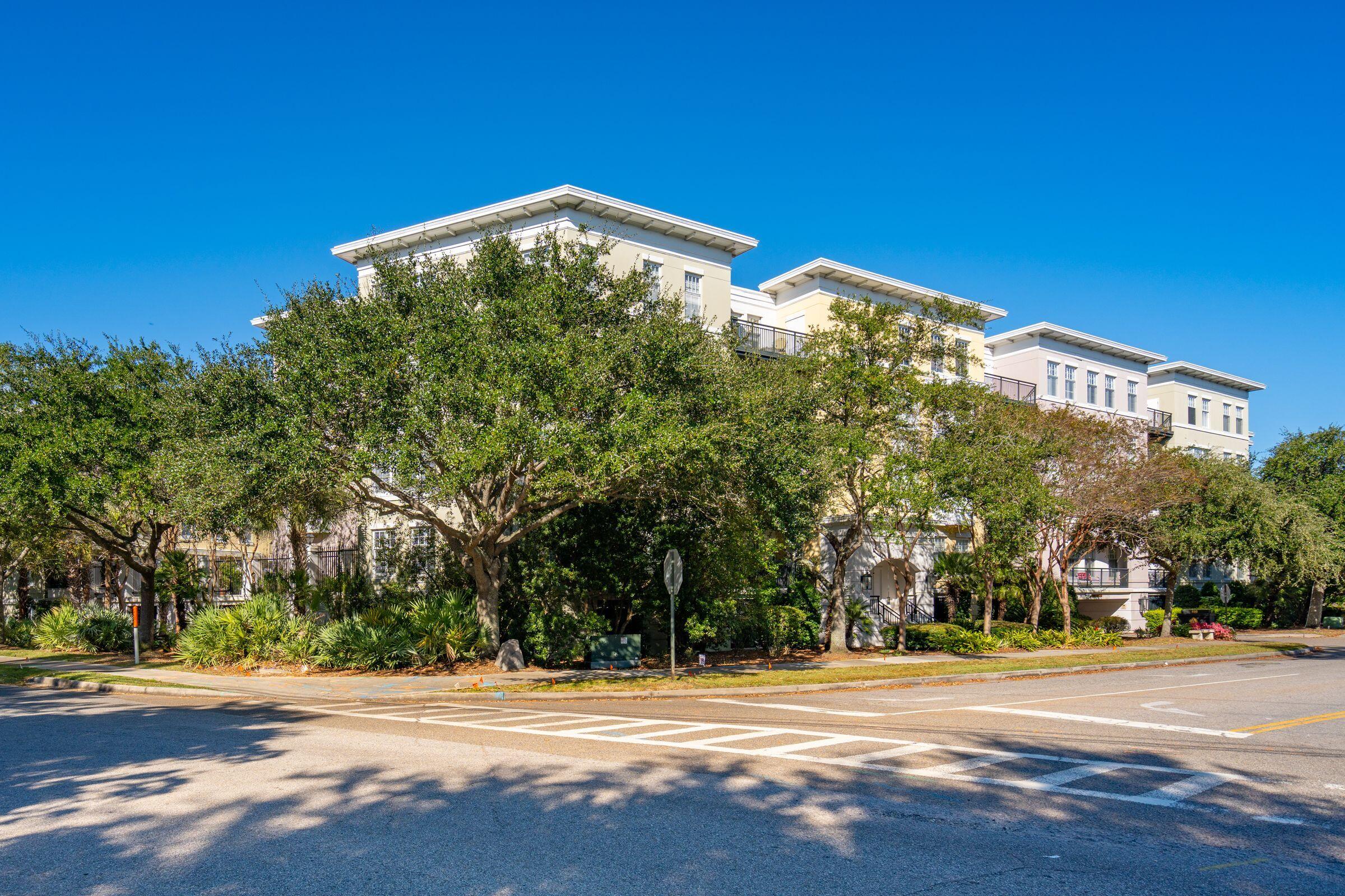 498 Albemarle Road, Unit 211 Charleston, SC 29407 - Photo 2 of 48 498AlbemarleRd-KeenEyeMarketing-039