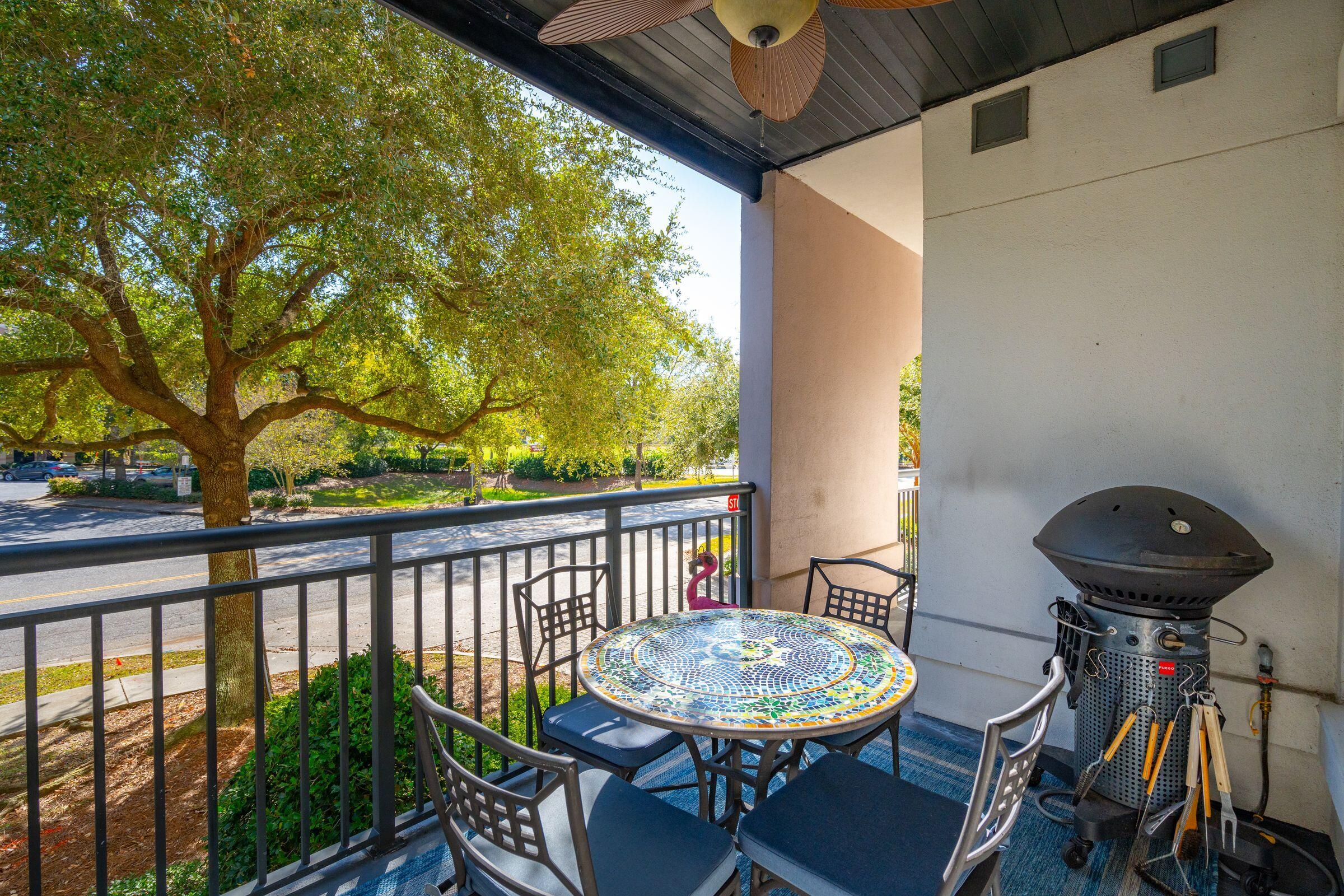 498 Albemarle Road, Unit 211 Charleston, SC 29407 - Photo 32 of 48 498AlbemarleRd-KeenEyeMarketing-009