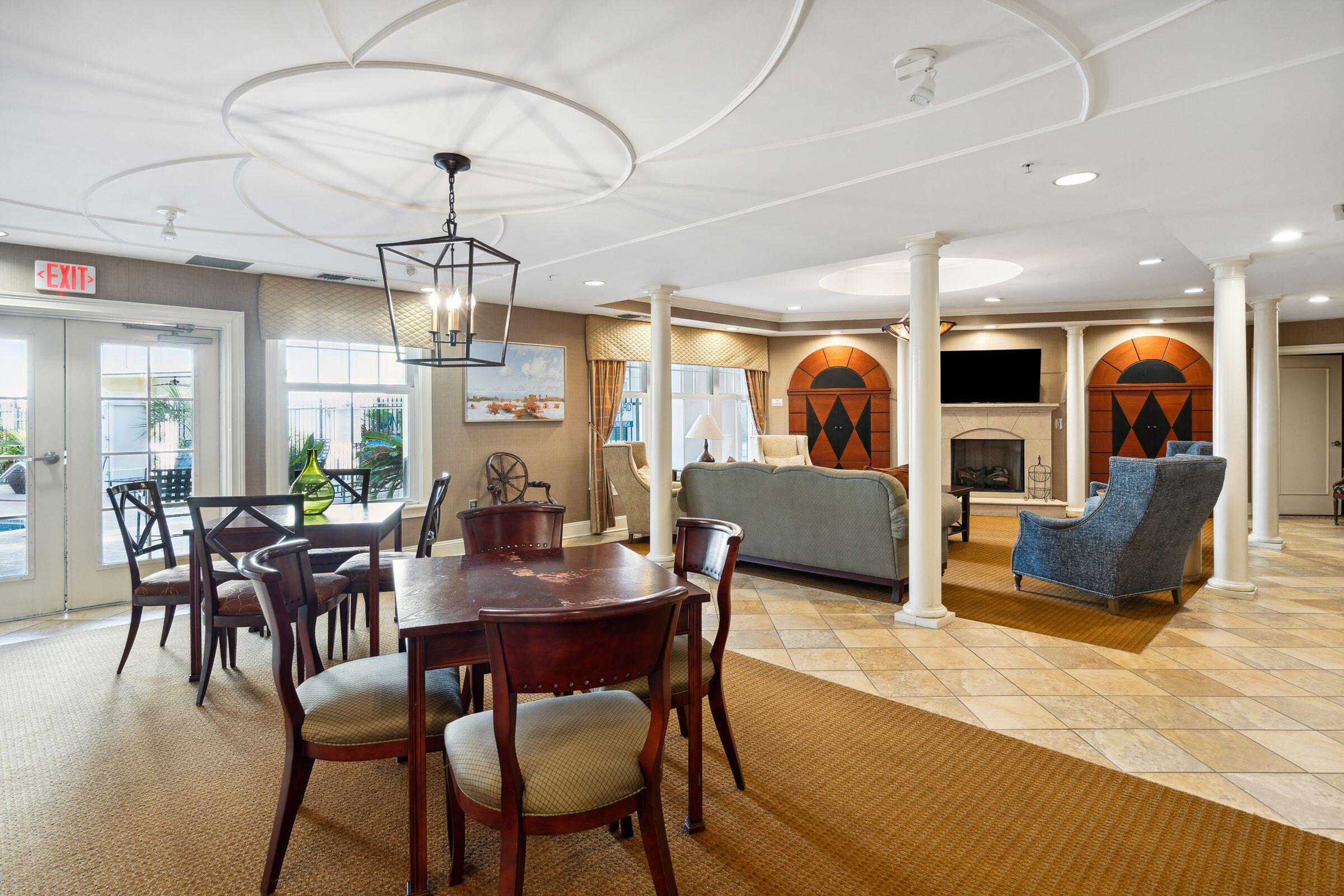498 Albemarle Road, Unit 211 Charleston, SC 29407 - Photo 37 of 48 498AlbemarleRd-KeenEyeMarketing-037