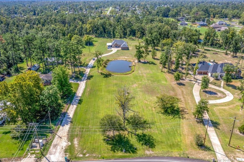 2989 Goos Road Lake Charles, LA 70611 - Photo 1 of 27 Gallery Image 1