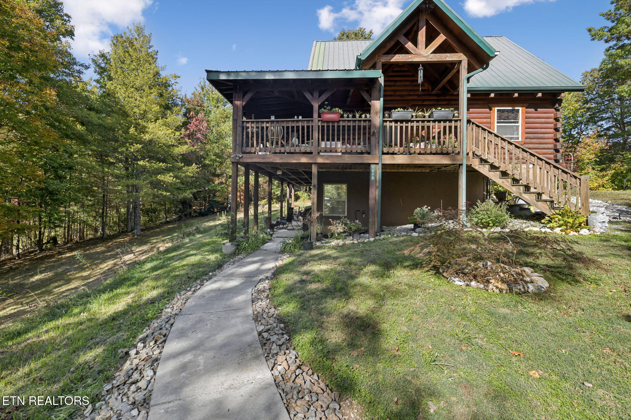 1029 Smithfield Road Tellico Plains, TN 37385 - Photo 2 of 51 2-1029 Smithfield Rd Tellico Plains - 00