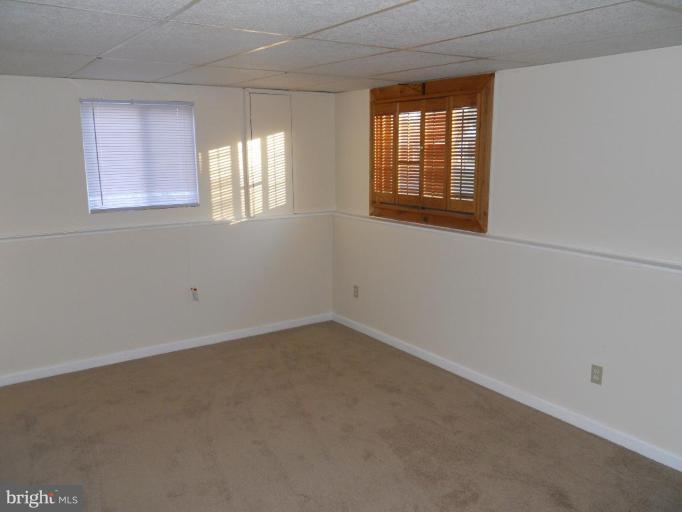 6765 Springing Step Columbia, MD 21044 - Photo 15 of 16 Family Room