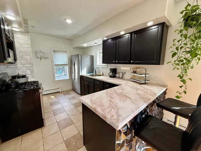 $289,900 | 38 Fairview Avenue, Bristol, CT 06010