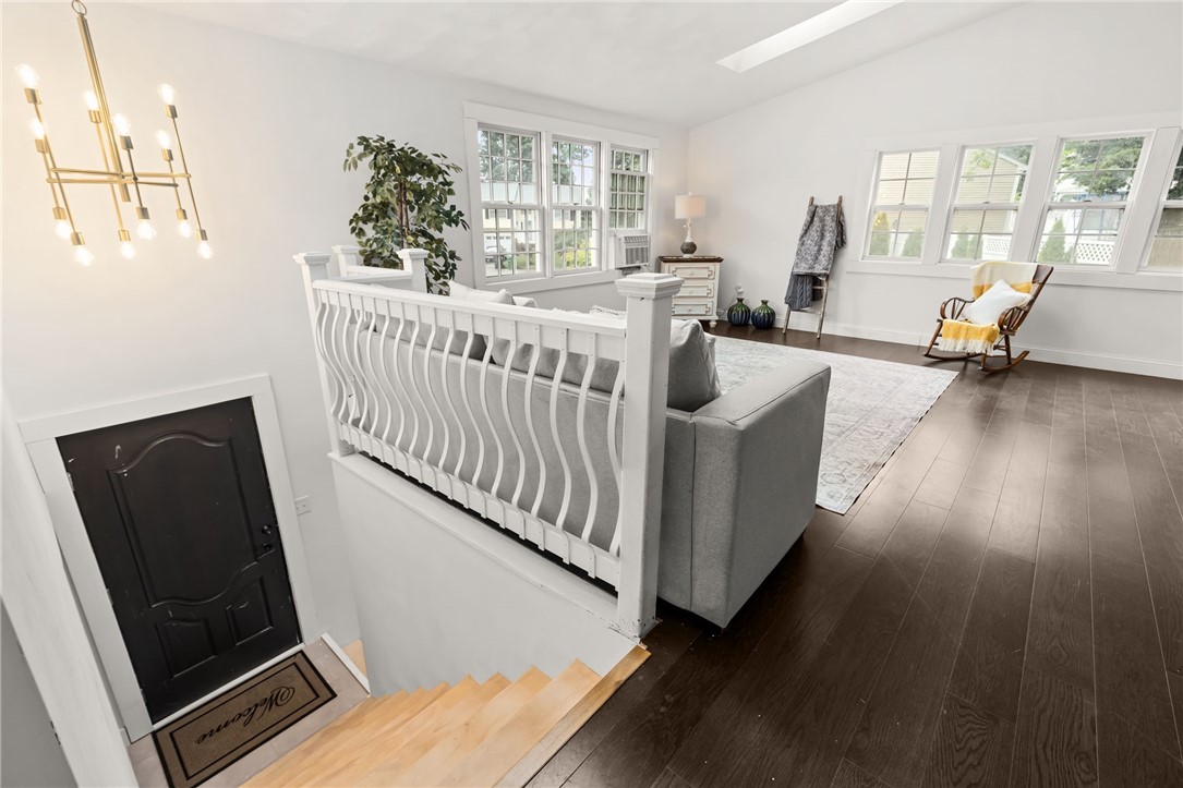 40 Poppy Place Warwick, RI 02886 - Photo 2 of 50
