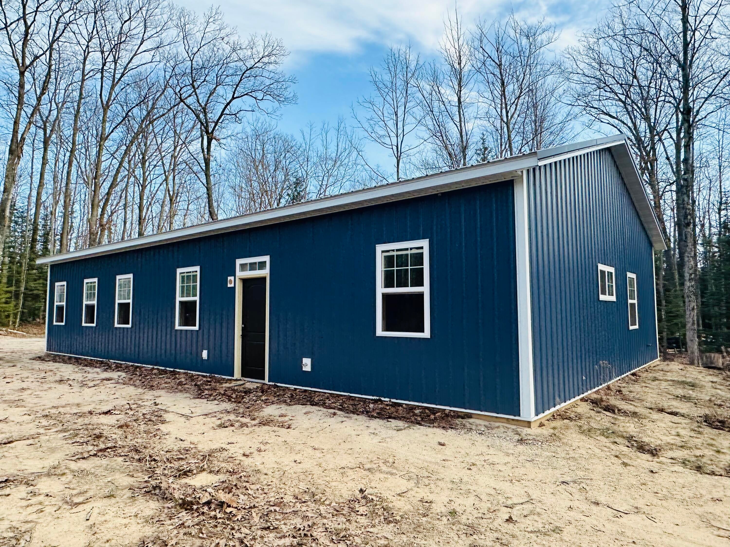 760 East Russell Lake Road Roscommon, MI 48653 - Photo 2 of 22 Gallery Image 2