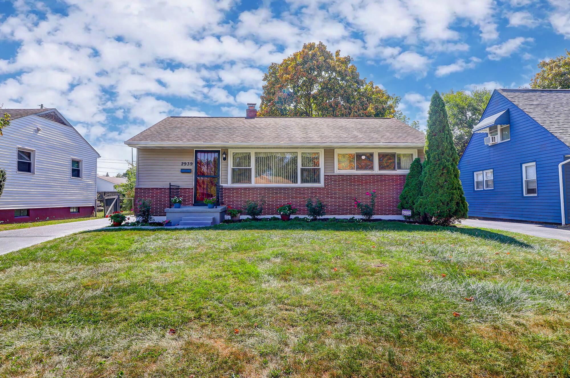 2939 Templeton Road Columbus, OH 43209 - Photo 1 of 33 Exterior Front