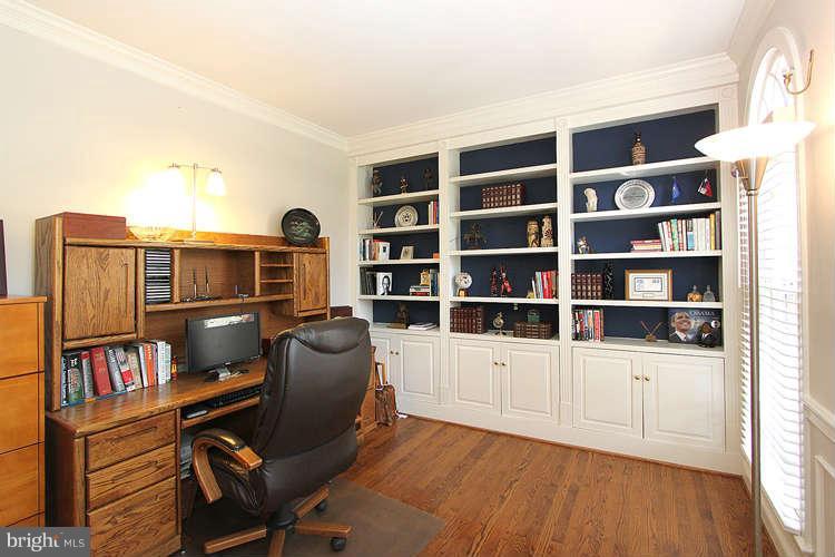 1136 Round Pebble Lane Reston, VA 20194 - Photo 4 of 30 Interior (General)