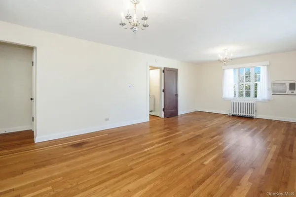 $1,450,000 | 5 Seymour Place, White Plains, NY 10605