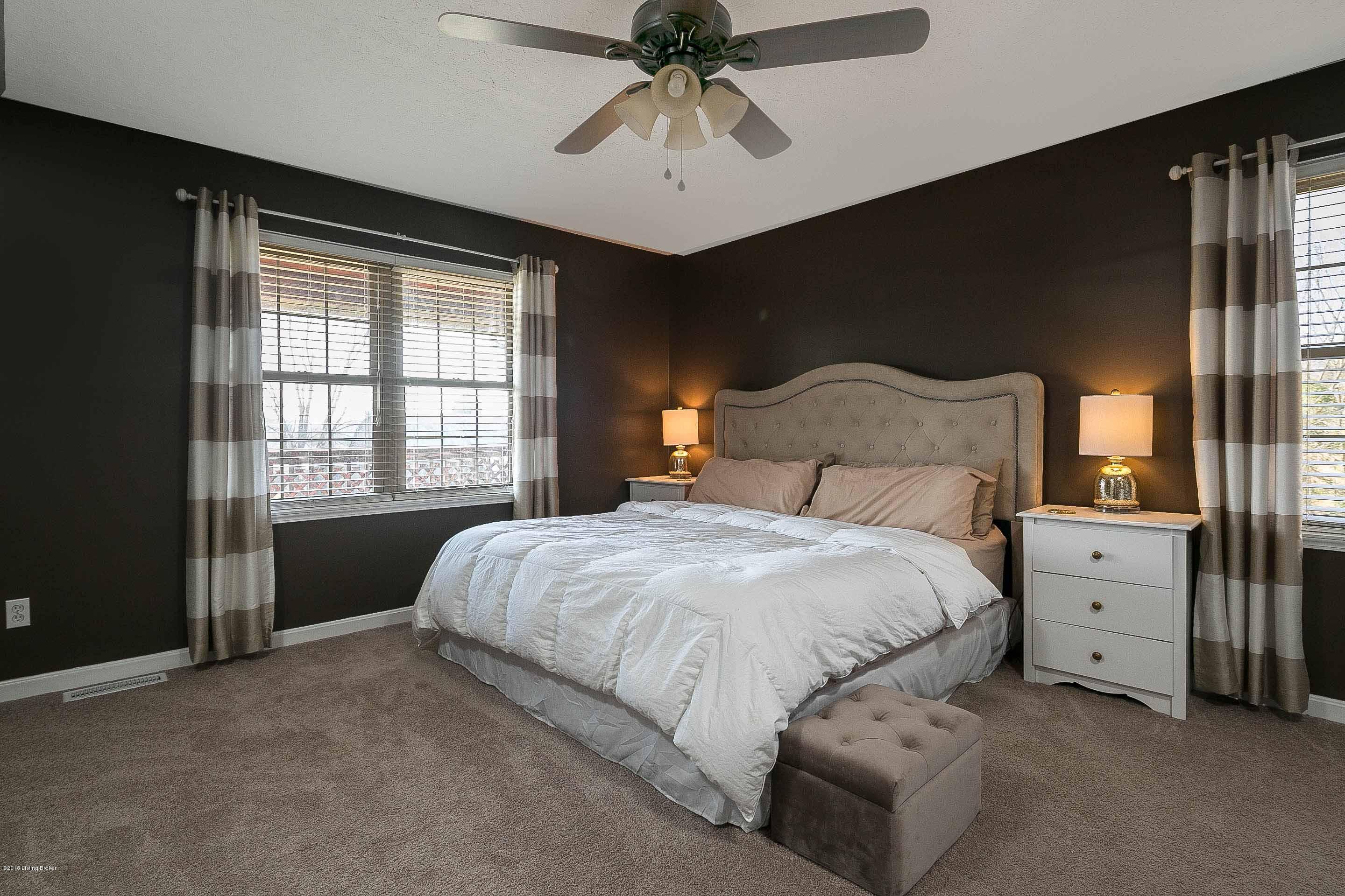 2350 Raymond Road Shepherdsville, KY 40165 - Photo 5 of 29 Master bedroom