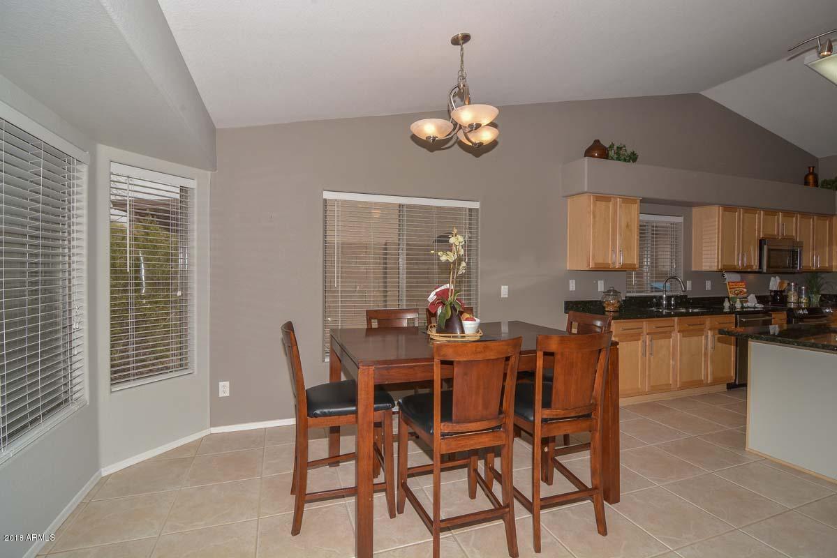 6418 West Briles Road Phoenix, AZ 85083 - Photo 3 of 36 Breakfast Room
