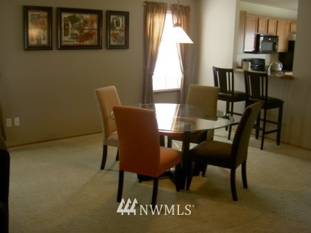 3188 Sheaser Way DuPont, WA 98327 - Photo 3 of 17 Gallery Image 3