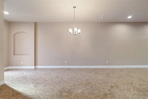 $375,000 | 829 Pinewood Drive, Ormond Beach, FL 32174