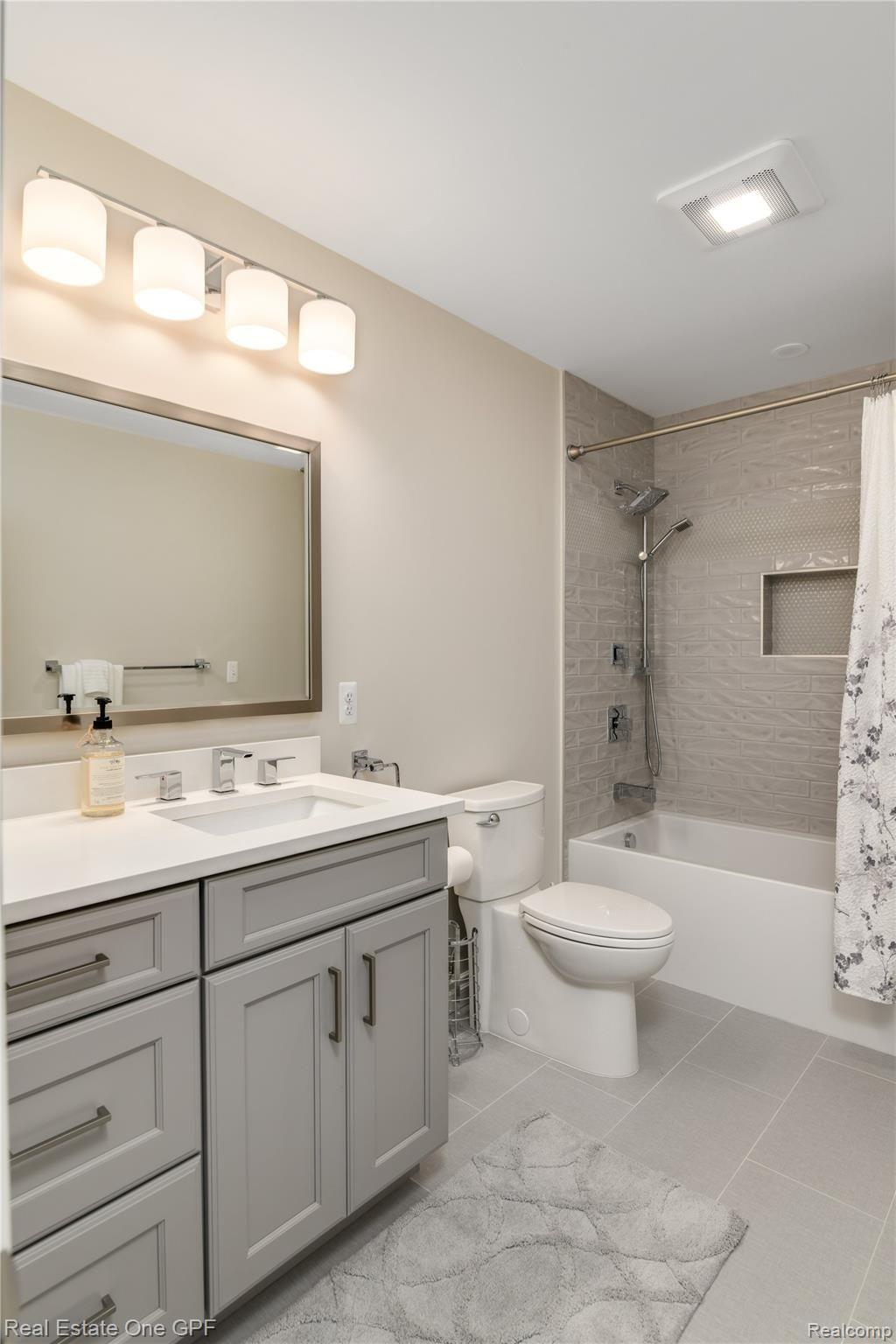 565 Washington Road Grosse Pointe, MI 48230 - Photo 20 of 26 13-print-565 Washington - Grosse Pointe0003.jpg