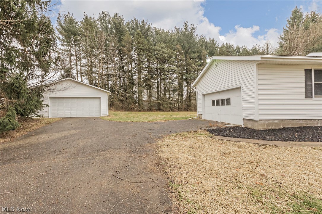 10938 Diagonal Road Mantua, OH 44255 - Photo 16 of 23 Gallery Image 16