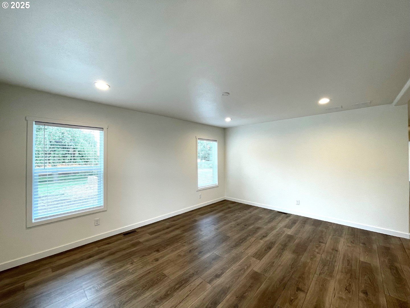 609 Mildred Street Enterprise, OR 97828 - Photo 6 of 45 Living Room