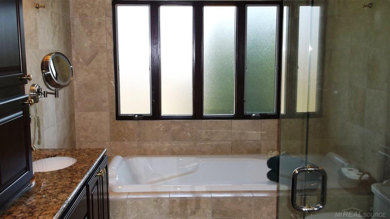 2147 Kennedy Drive Rochester Hills, MI 48309 - Photo 25 of 34