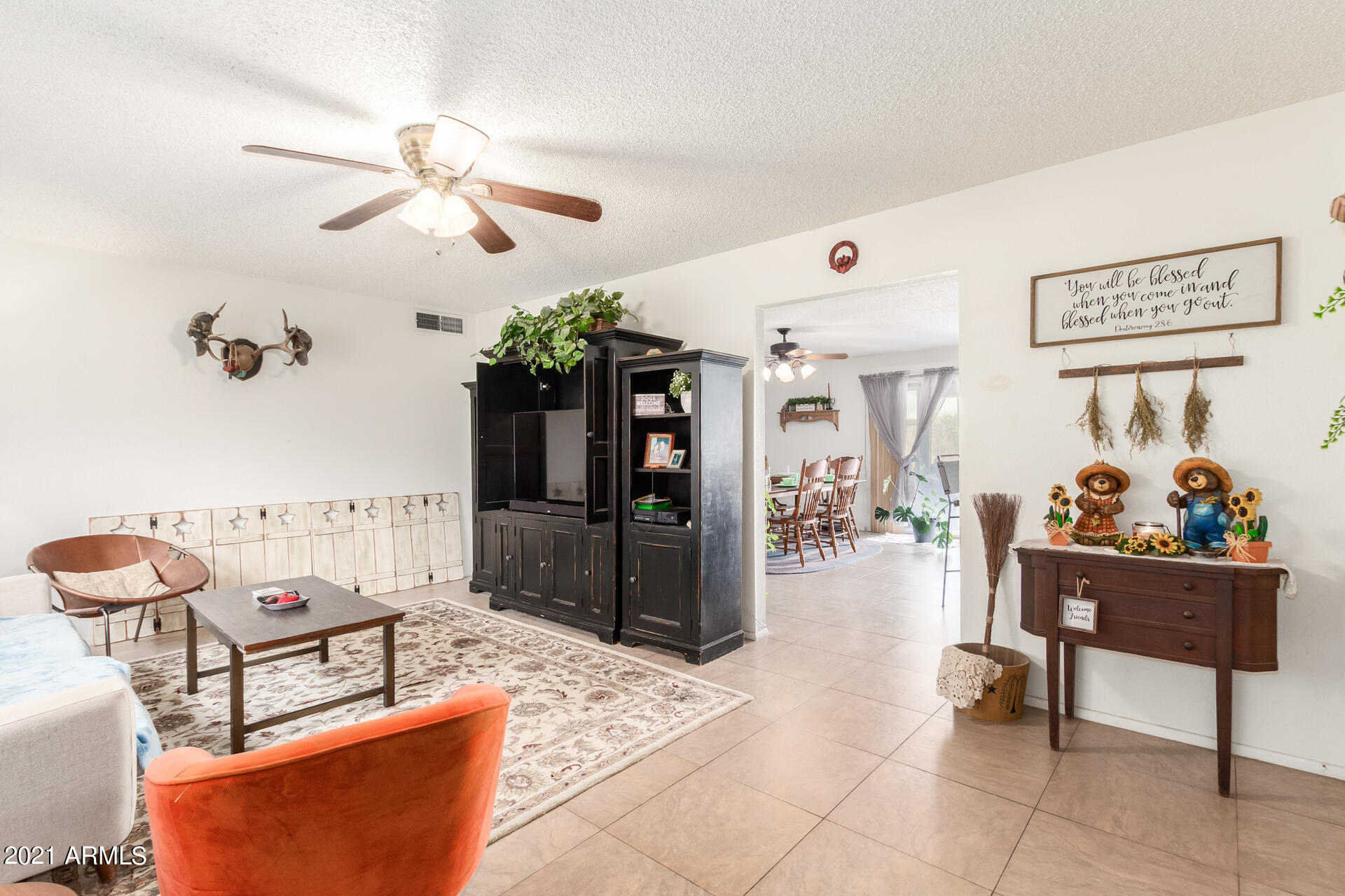 4202 West Griswold Road Phoenix, AZ 85051 - Photo 4 of 26 04 Griswold 4202
