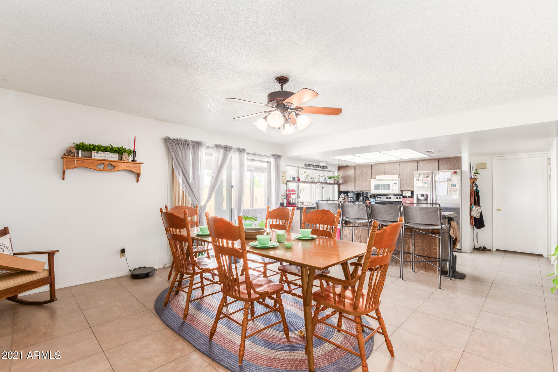 4202 West Griswold Road Phoenix, AZ 85051 - Photo 9 of 26 09 Griswold 4202