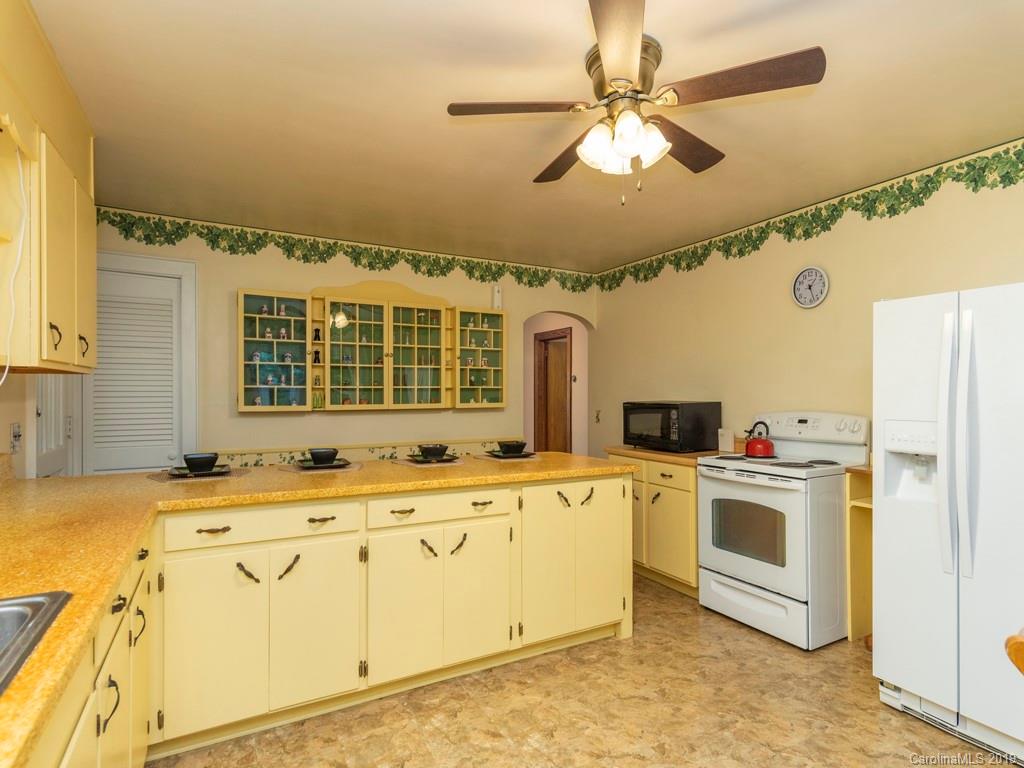 6443 Cruso Road Canton, NC 28716 - Photo 13 of 20